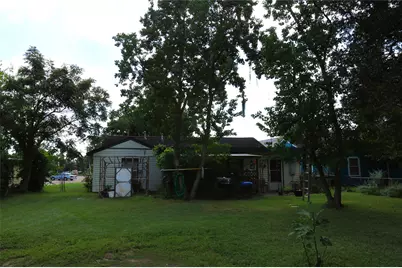 405 Center Way Street, Lake Jackson, TX 77566 - Photo 19