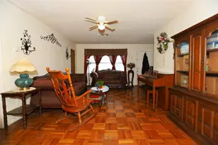 405 Center Way St, Lake Jackson, TX 77566 - Photo 7