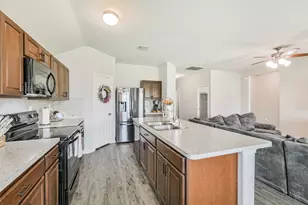 21054 Wenze Ln, New Caney, TX 77357 - Photo 11