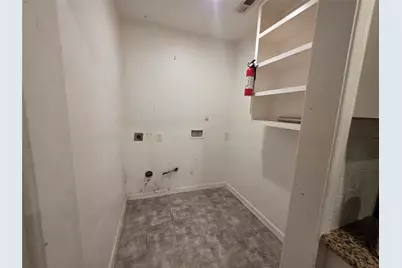 8202 Laura Koppe Road, Houston, TX 77028 - Photo 15