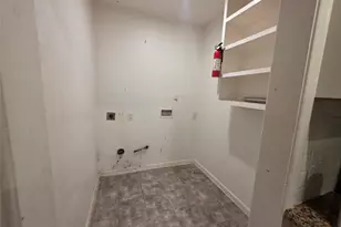 8202 Laura Koppe Rd, Houston, TX 77028 - Photo 15