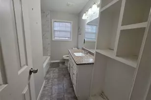 8202 Laura Koppe Rd, Houston, TX 77028 - Photo 11