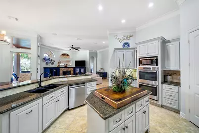 26122 Crown Ranch Boulevard, Montgomery, TX 77316 - Photo 9