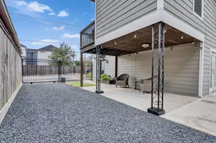 2608 Arlington St, Houston, TX 77008 - Photo 27