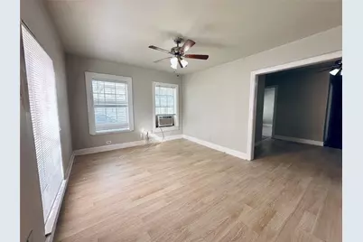 1 Sidney Street #1, Houston, TX 77003 - Photo 3