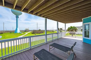 25001 Monterey Ct, Galveston, TX 77554 - Photo 33