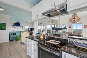 25001 Monterey Ct, Galveston, TX 77554 - Photo 11