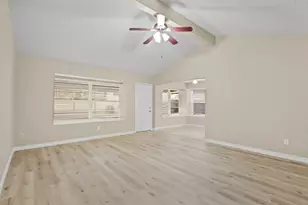 5111 Raven Ridge Dr, Houston, TX 77053 - Photo 3