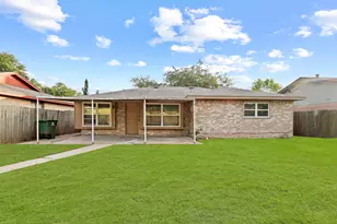 5111 Raven Ridge Dr, Houston, TX 77053 - Photo 9