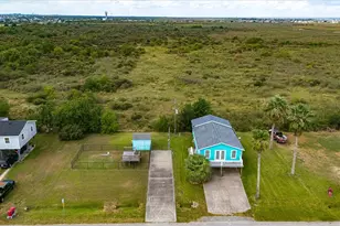 1089 Melody Ln, Port Bolivar, TX 77650 - Photo 45