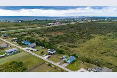 1089 Melody Lane, Port Bolivar, TX 77650 - Photo 47