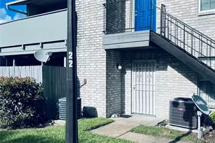 9700 Leawood Blvd, Houston, TX 77099 - Photo 1