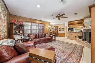 3019 Stetson Ln, Houston, TX 77043 - Photo 11