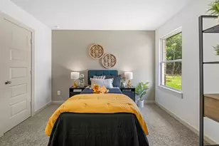 1935 Hamilton Ave, Nome, TX 77629 - Photo 11