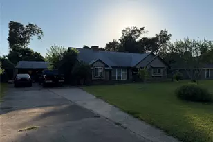 401 Southern Oaks Dr, Lake Jackson, TX 77566 - Photo 7