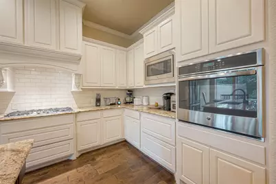 42 Daffodil Meadow Place, The Woodlands, TX 77375 - Photo 11