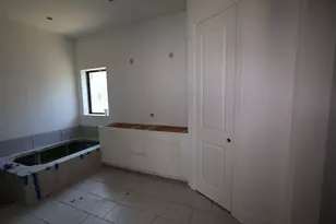 12014 Salty Bnd Dr, Mont Belvieu, TX 77523 - Photo 11