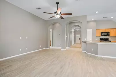 402 Abbey Lane, League City, TX 77573 - Photo 7