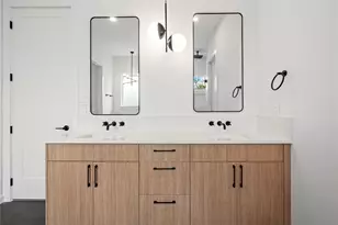 2409 Stuart St, Houston, TX 77004 - Photo 23