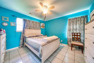 4931 Mercedes Lane, Houston, TX 77022 - Photo 19