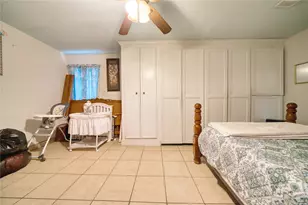 4931 Mercedes Ln, Houston, TX 77022 - Photo 25