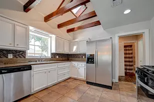 817 Eleanor St, Houston, TX 77009 - Photo 15