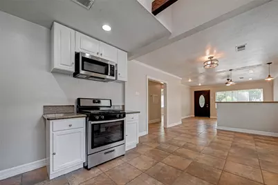 817 Eleanor Street, Houston, TX 77009 - Photo 17