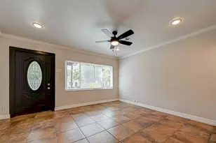 817 Eleanor St, Houston, TX 77009 - Photo 7
