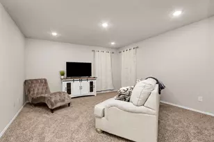 710 Crystal River Rd, Conroe, TX 77316 - Photo 13