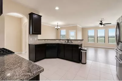 9106 Saint Laurent Lane, Houston, TX 77044 - Photo 5