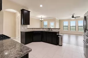 9106 St Laurent Ln, Houston, TX 77044 - Photo 5