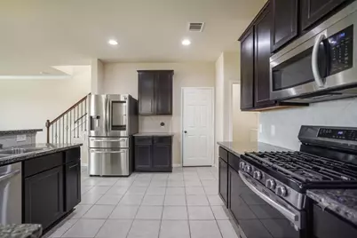 9106 Saint Laurent Lane, Houston, TX 77044 - Photo 7