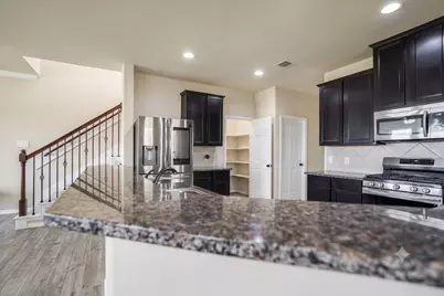9106 Saint Laurent Lane, Houston, TX 77044 - Photo 9
