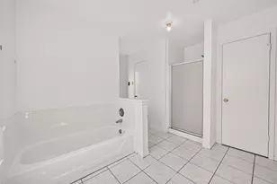 8202 Worthington Dr, Houston, TX 77083 - Photo 25