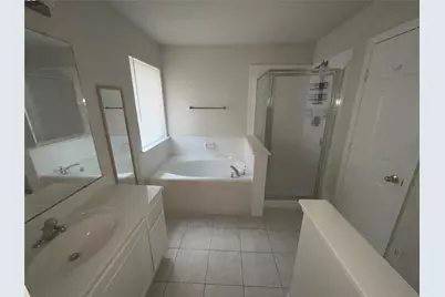 42 Drifting Shadows Circle, Conroe, TX 77385 - Photo 11