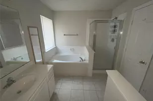 42 Drifting Shadows Cir, Conroe, TX 77385 - Photo 11