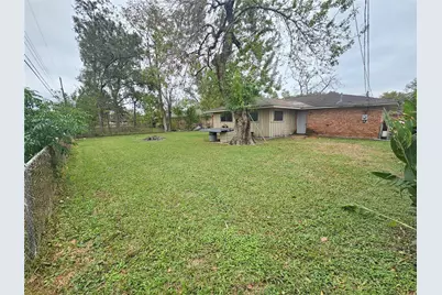 1623 Debeney Drive, Houston, TX 77039 - Photo 21