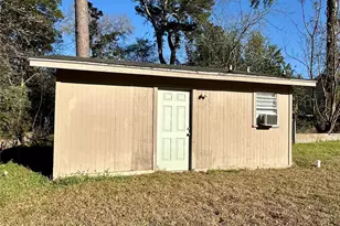 206 Verna St, Jasper, TX 75951 - Photo 25