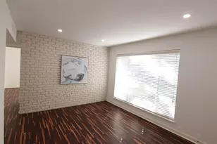 2101 Fountain View Dr, Houston, TX 77057 - Photo 5