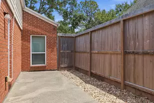 1022 Trapper Hill Dr, Houston, TX 77077 - Photo 13