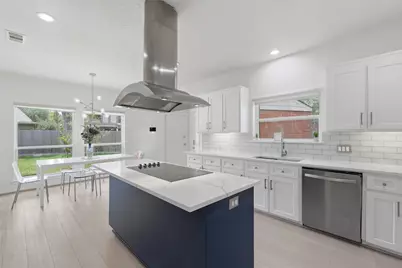 1022 Trapper Hill Drive, Houston, TX 77077 - Photo 9