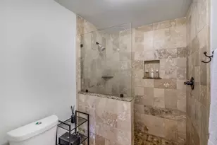 1112 Bering Dr, Houston, TX 77057 - Photo 23