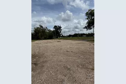 20432 Highway 35, Sweeny, TX 77480 - Photo 17