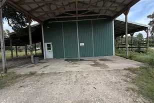 20432 Hwy 35, Sweeny, TX 77480 - Photo 3
