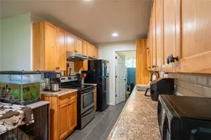 145 Inlet Dr, Livingston, TX 77351 - Photo 7