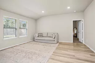 312 Pecos Dr, Huntsville, TX 77340 - Photo 19