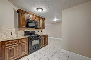 3510 Greenwood Dr Dr, Sugar Land, TX 77478 - Photo 11