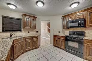 3510 Greenwood Dr Dr, Sugar Land, TX 77478 - Photo 9
