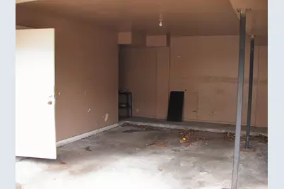 10834 Sugar Hill Drive #B, Houston, TX 77042 - Photo 11