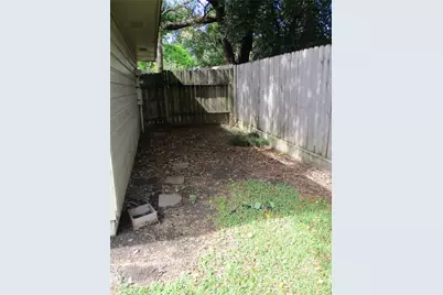 10834 Sugar Hill Drive #B, Houston, TX 77042 - Photo 9